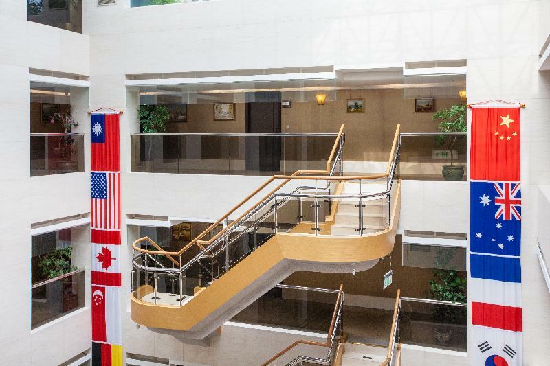 Check Inn Select Taipei Nangang Екстериор снимка